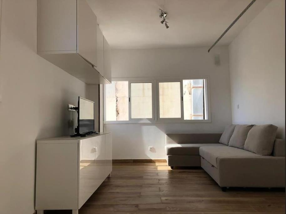 Appartement Brigh Loft Dishwaser Surfers&nomads